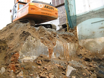 Demolice objektu skladu materiálu Budějovický Budvar n.p., České Budějovice